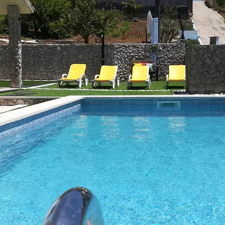 مزرعة للإقامة Quinta Vale Real *