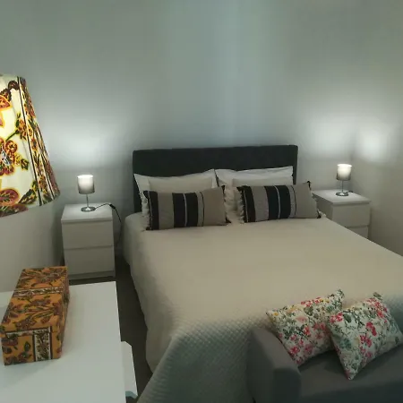 مزرعة للإقامة Quinta Vale Real *